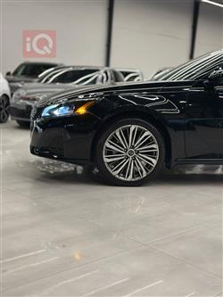 نیسان ئەلتیما